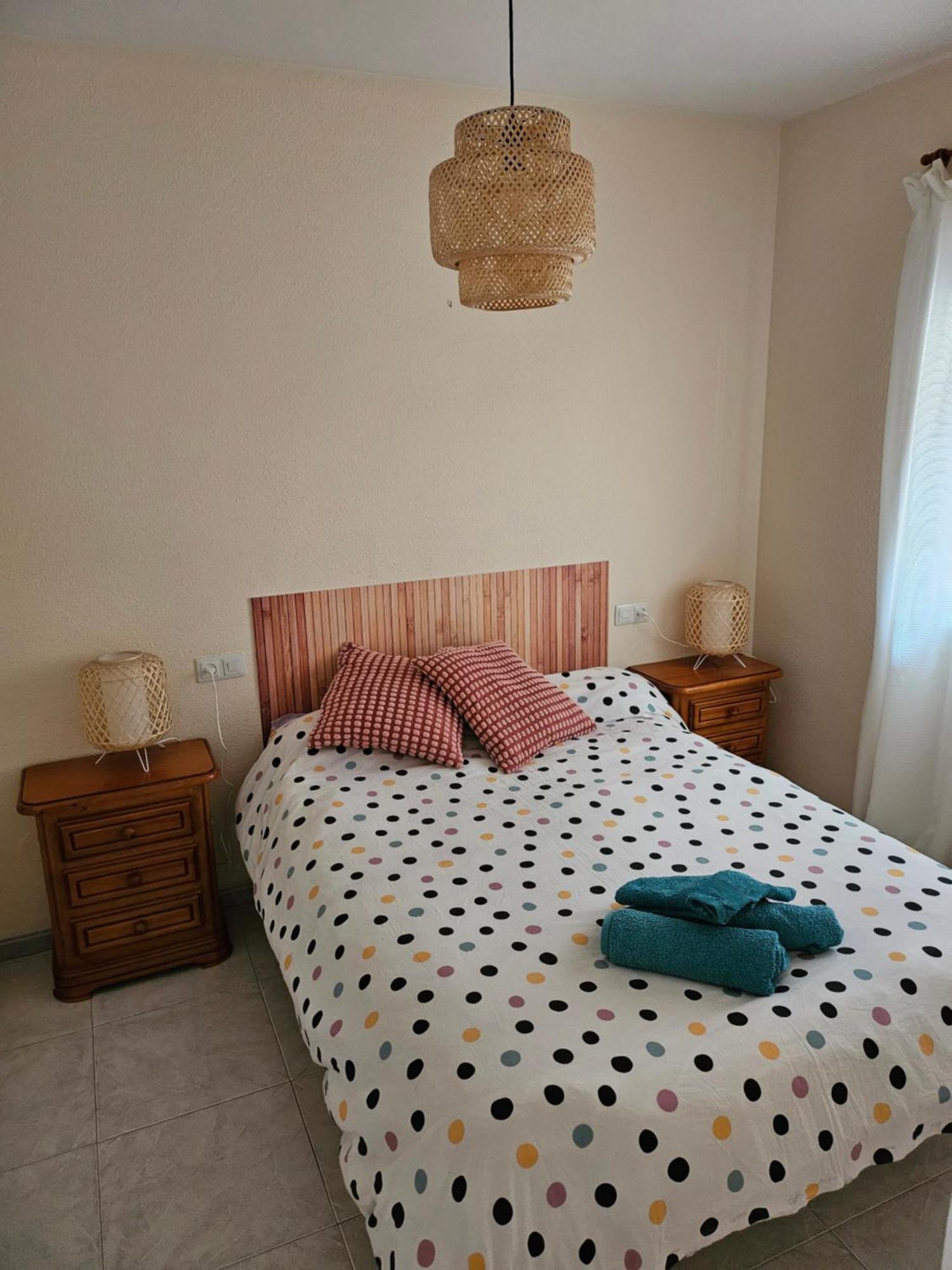 En Mijas Con Terraza, Capacidad 5 Personas Con Piscina De Temporada Málaga
